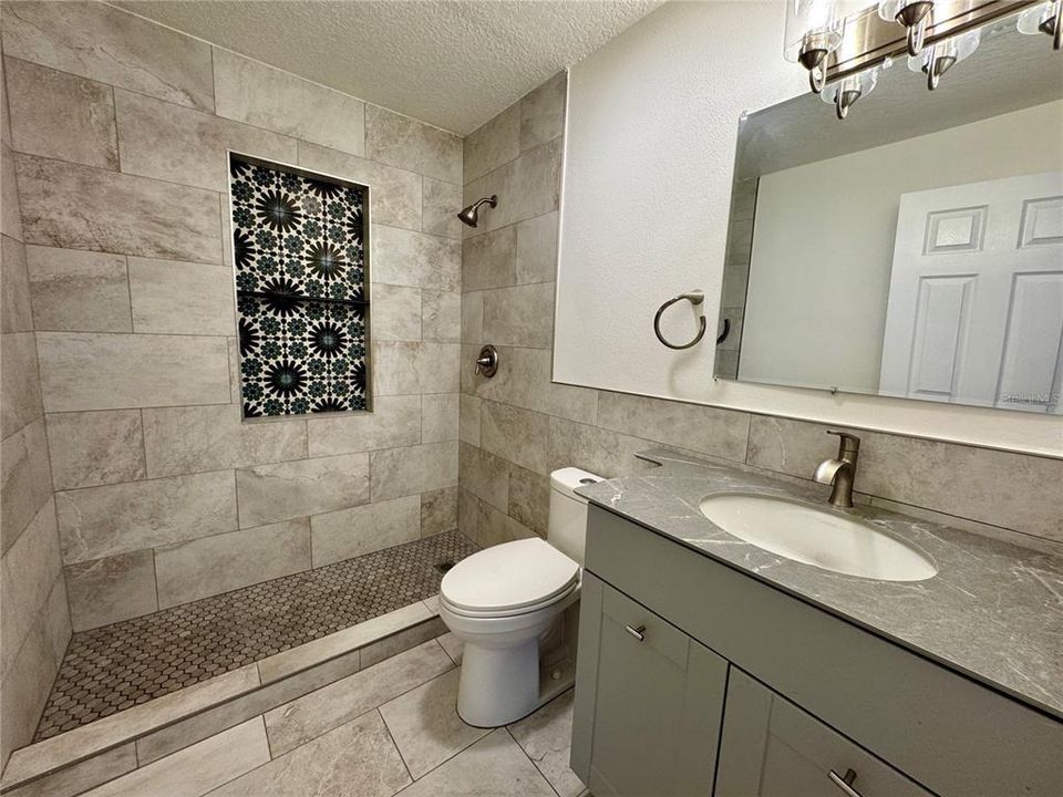 Active With Contract: $500,000 (4 beds, 2 baths, 2413 Square Feet)