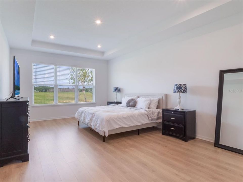 待售: $799,000 (6 贝兹, 4 浴室, 3913 平方英尺)