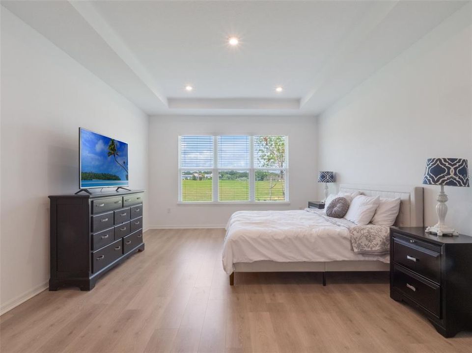 待售: $799,000 (6 贝兹, 4 浴室, 3913 平方英尺)