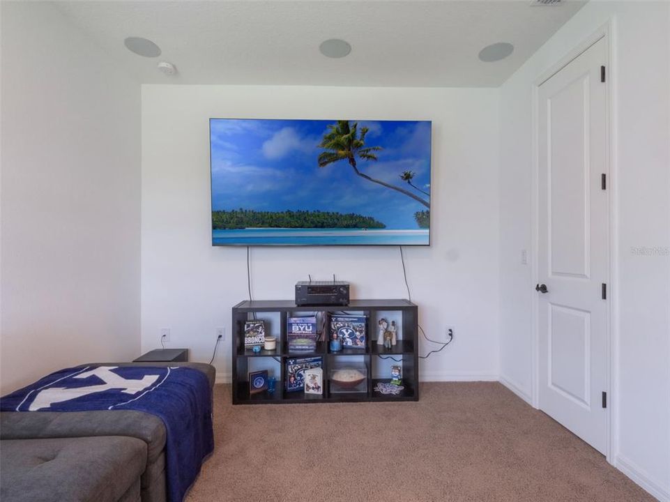 待售: $799,000 (6 贝兹, 4 浴室, 3913 平方英尺)