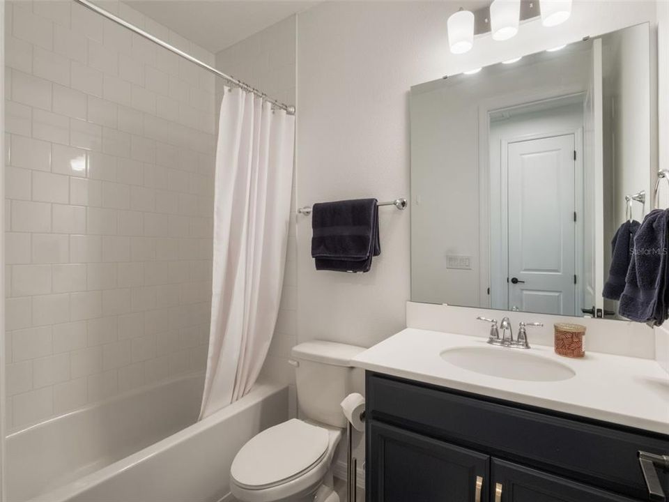 待售: $799,000 (6 贝兹, 4 浴室, 3913 平方英尺)