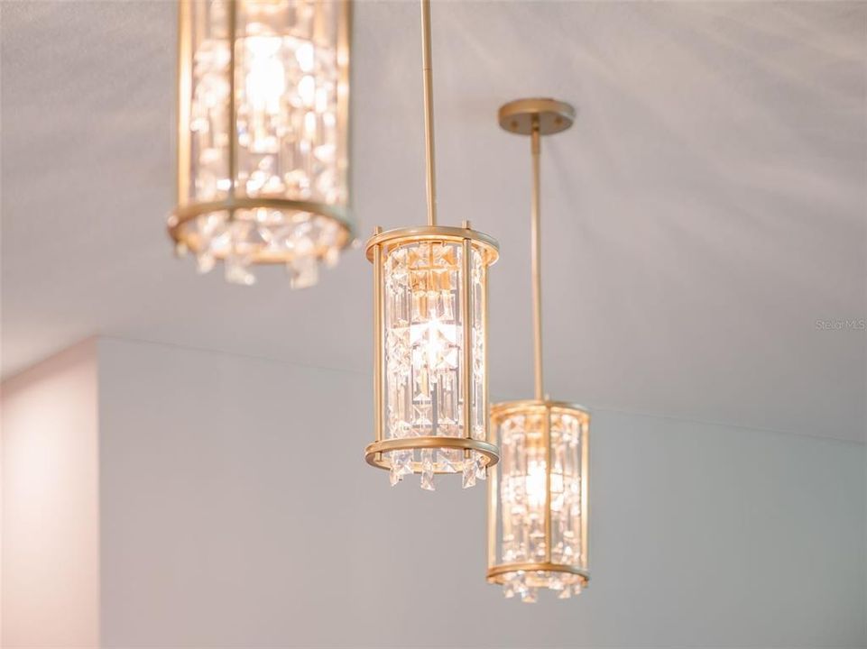 待售: $799,000 (6 贝兹, 4 浴室, 3913 平方英尺)