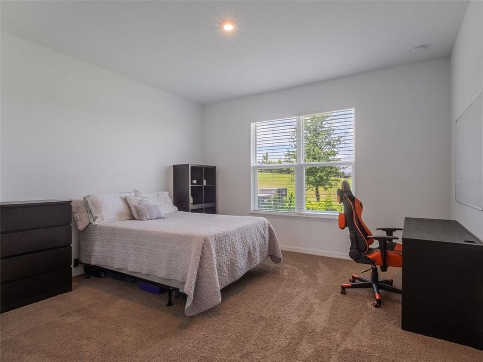 待售: $799,000 (6 贝兹, 4 浴室, 3913 平方英尺)