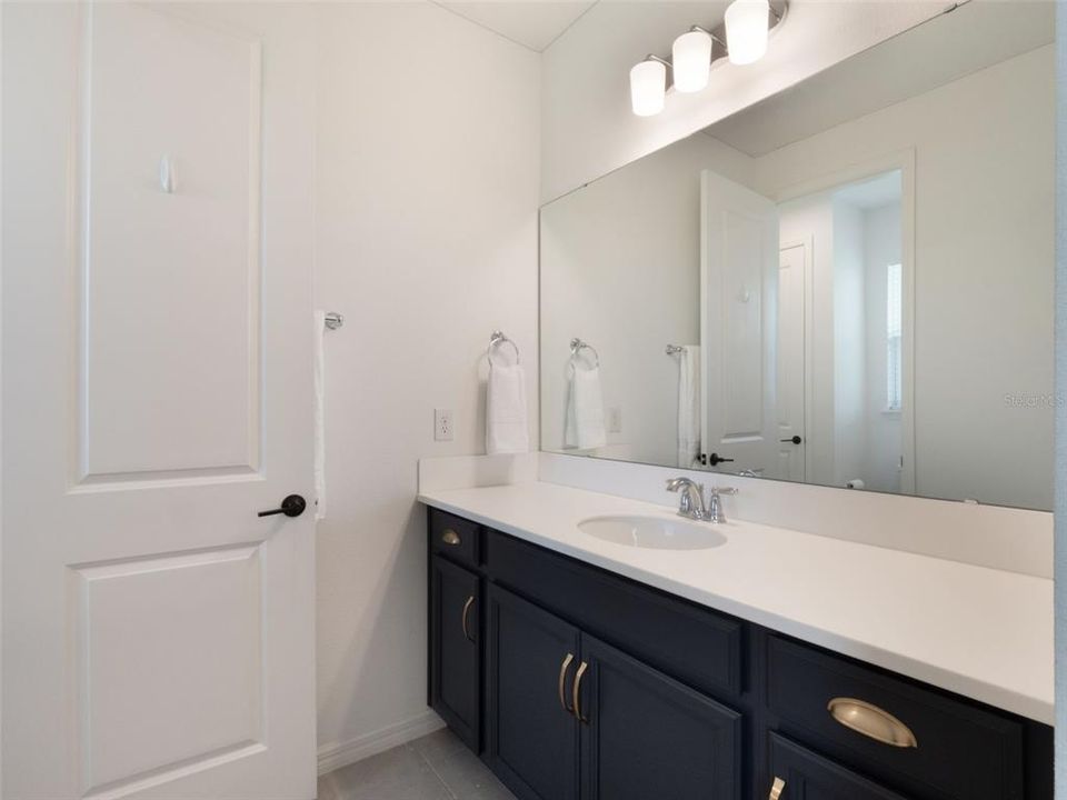 待售: $799,000 (6 贝兹, 4 浴室, 3913 平方英尺)