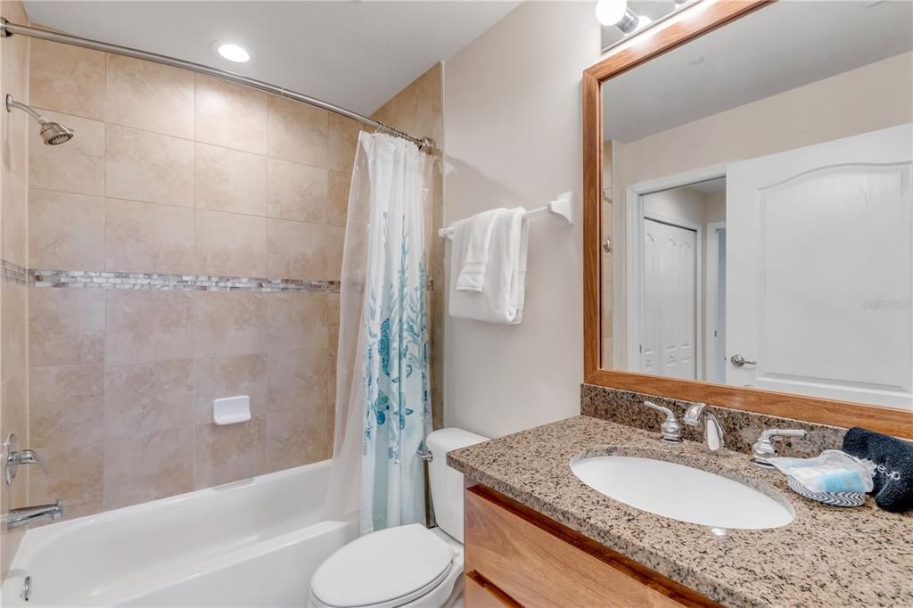 En Venta: $565,000 (3 camas, 2 baños, 1600 Pies cuadrados)