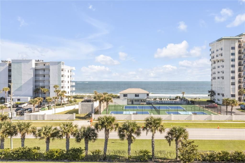 En Venta: $565,000 (3 camas, 2 baños, 1600 Pies cuadrados)