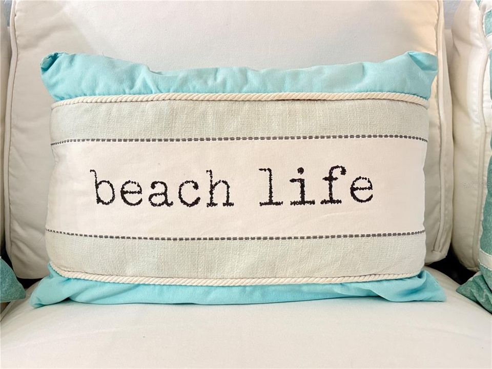 En Venta: $565,000 (3 camas, 2 baños, 1600 Pies cuadrados)