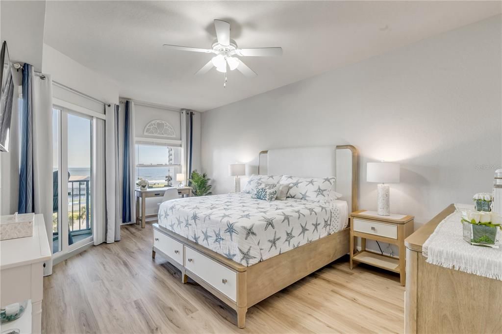 En Venta: $565,000 (3 camas, 2 baños, 1600 Pies cuadrados)