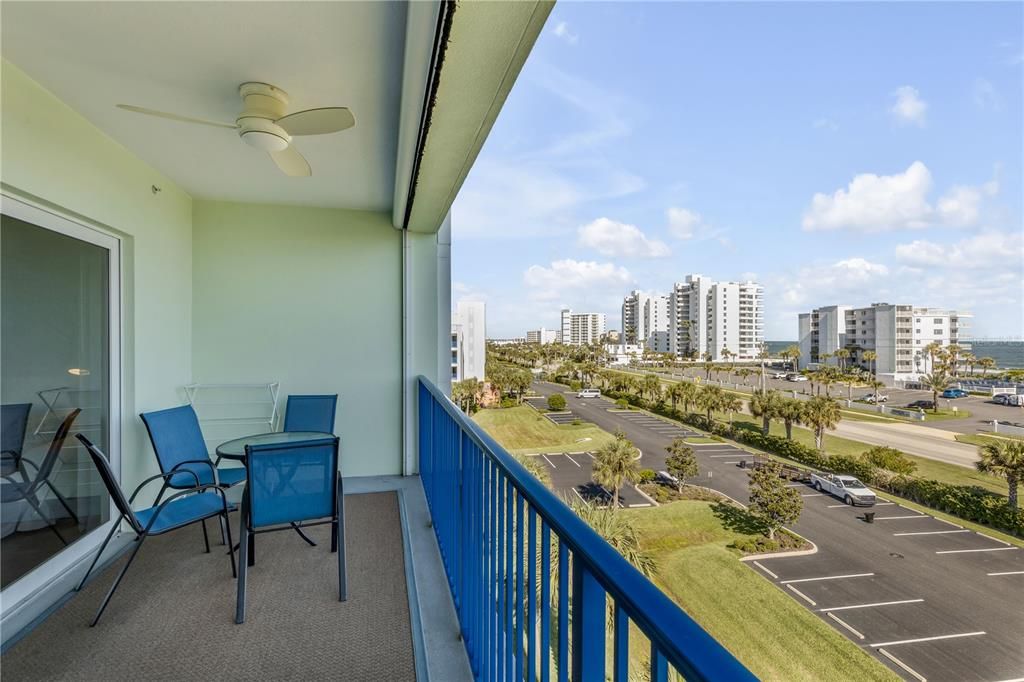 En Venta: $565,000 (3 camas, 2 baños, 1600 Pies cuadrados)