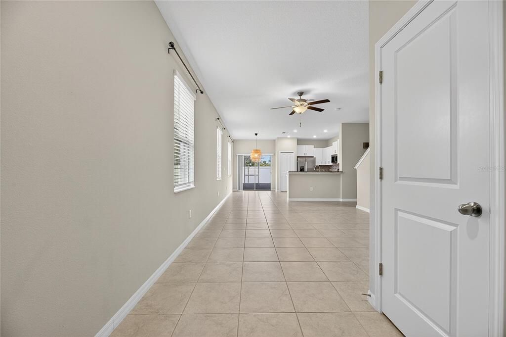 出租: $1,900 (2 贝兹, 2 浴室, 1541 平方英尺)