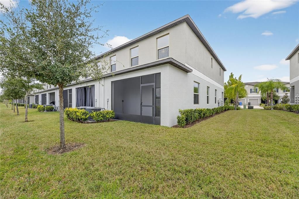 出租: $1,900 (2 贝兹, 2 浴室, 1541 平方英尺)