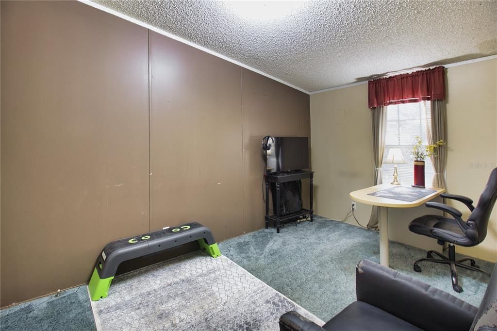 На продажу: $450,000 (4 спален, 2 ванн, 1620 Квадратных фут)