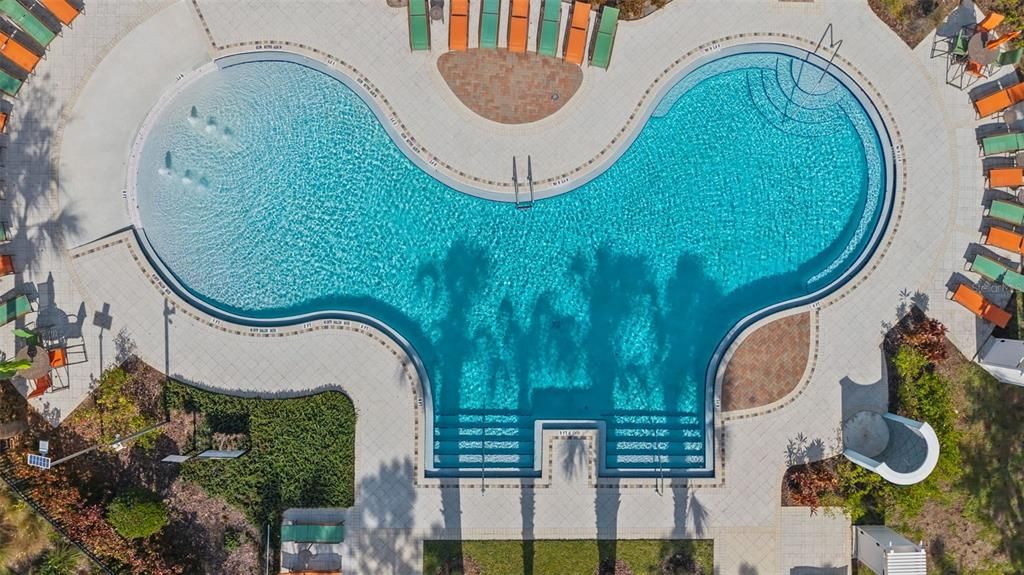 En Venta: $550,000 (3 camas, 3 baños, 3036 Pies cuadrados)