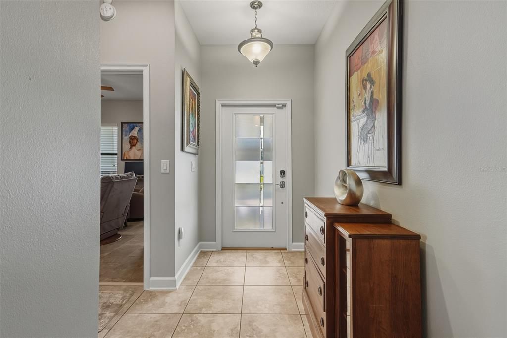 待售: $950,000 (5 贝兹, 4 浴室, 3975 平方英尺)