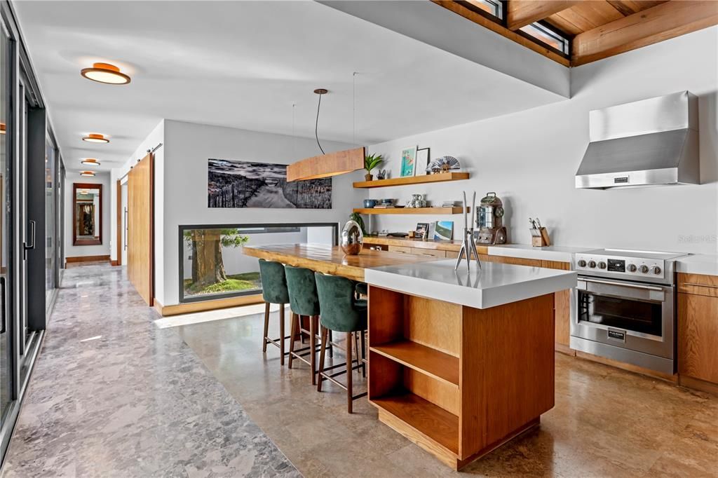 En Venta: $2,500,000 (3 camas, 2 baños, 1924 Pies cuadrados)