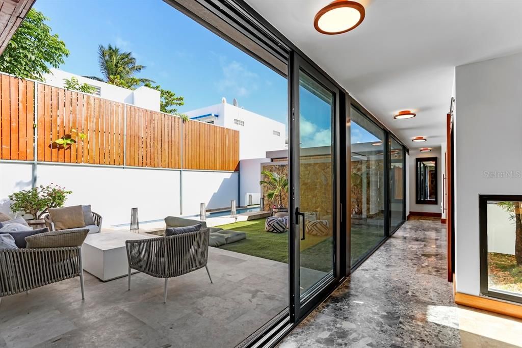 En Venta: $2,500,000 (3 camas, 2 baños, 1924 Pies cuadrados)