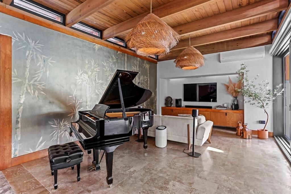 En Venta: $2,500,000 (3 camas, 2 baños, 1924 Pies cuadrados)