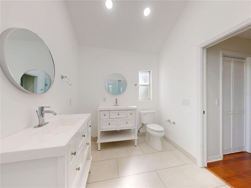 En Venta: $649,900 (4 camas, 2 baños, 2005 Pies cuadrados)