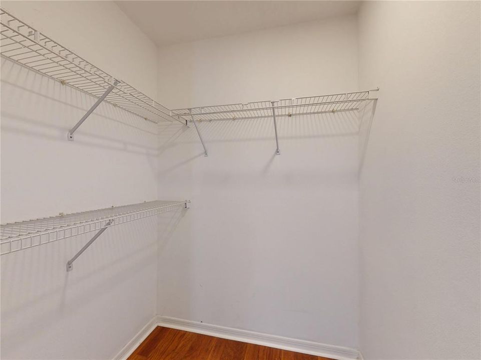 En Venta: $649,900 (4 camas, 2 baños, 2005 Pies cuadrados)