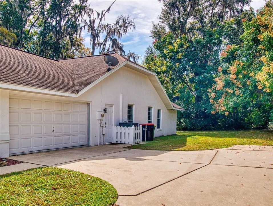 En Venta: $649,900 (4 camas, 2 baños, 2005 Pies cuadrados)