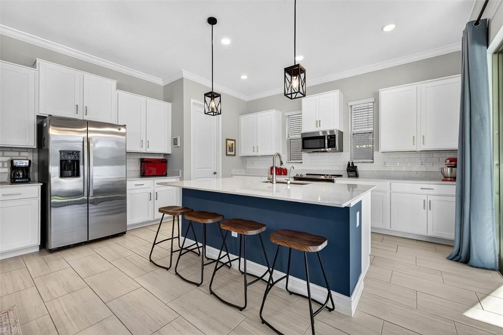 For Sale: $789,000 (4 beds, 3 baths, 2865 Square Feet)