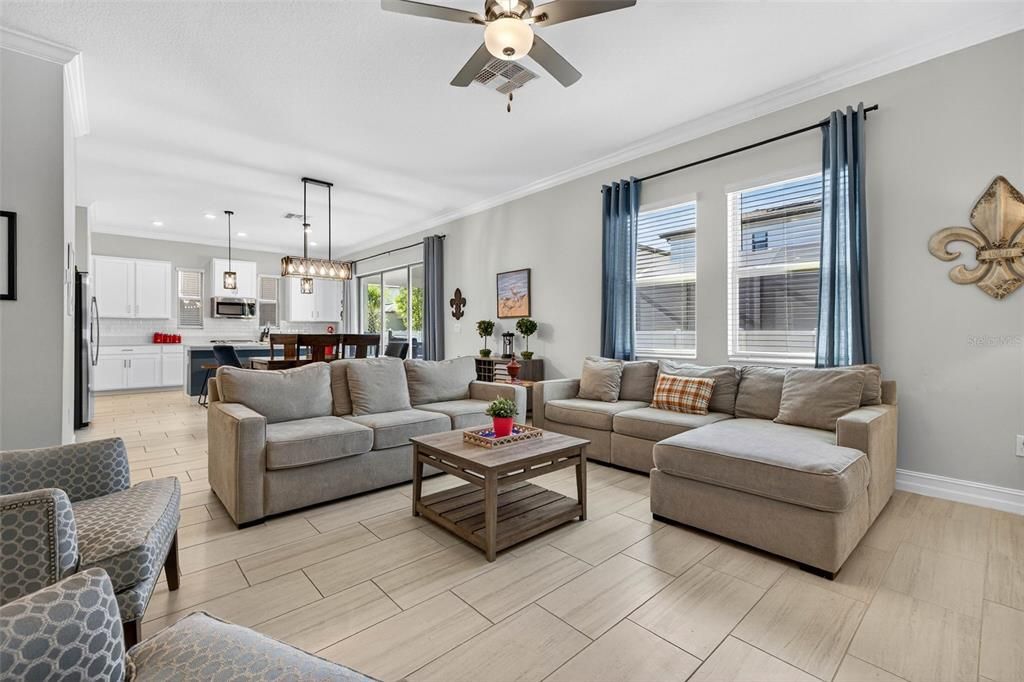 For Sale: $789,000 (4 beds, 3 baths, 2865 Square Feet)