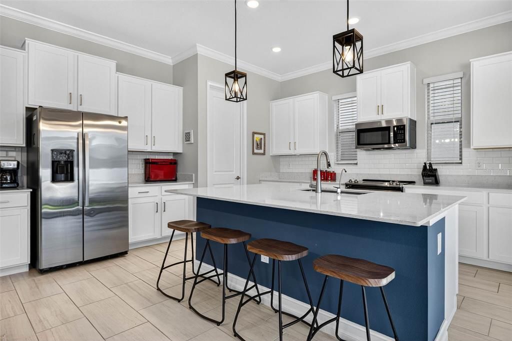 For Sale: $789,000 (4 beds, 3 baths, 2865 Square Feet)