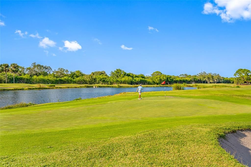 For Sale: $1,949,000 (3 beds, 3 baths, 4136 Square Feet)