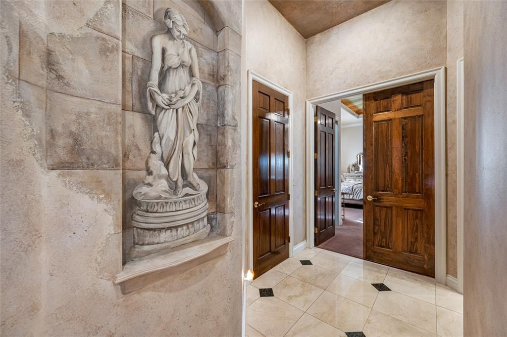 For Sale: $1,949,000 (3 beds, 3 baths, 4136 Square Feet)