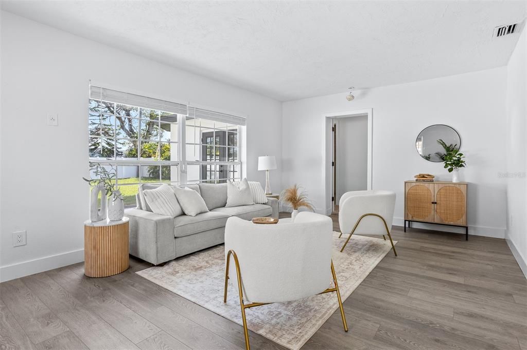 出租: $4,000 (3 贝兹, 2 浴室, 1596 平方英尺)