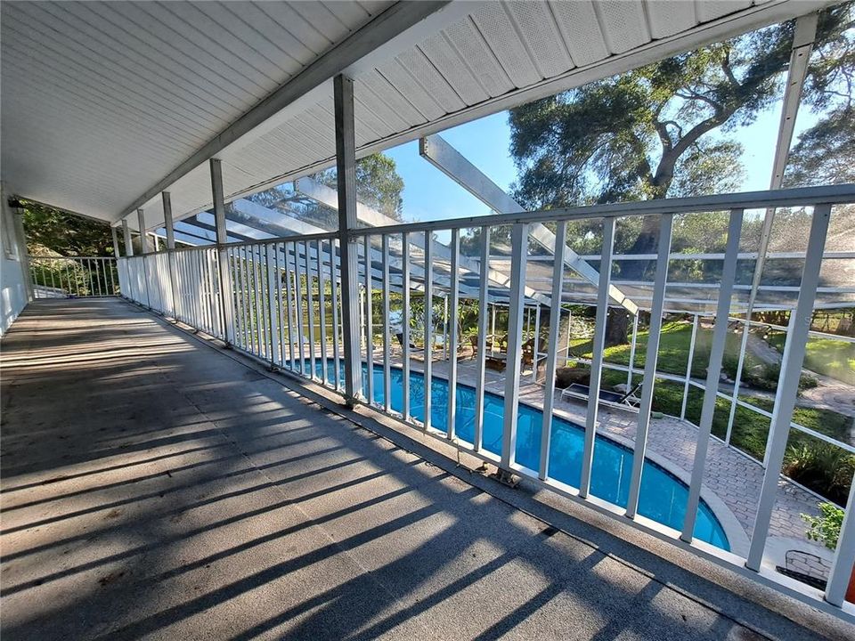 For Sale: $1,500,000 (5 beds, 5 baths, 3500 Square Feet)