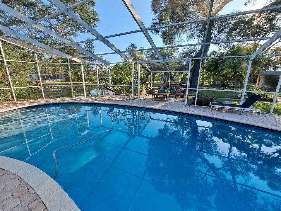 For Sale: $1,500,000 (5 beds, 5 baths, 3500 Square Feet)