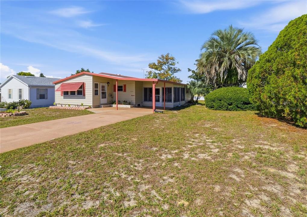 Active With Contract: $168,409 (2 beds, 2 baths, 1152 Square Feet)