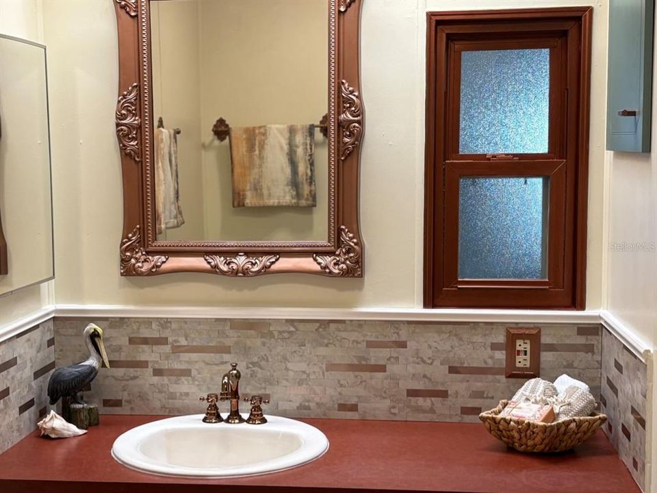 Active With Contract: $168,409 (2 beds, 2 baths, 1152 Square Feet)