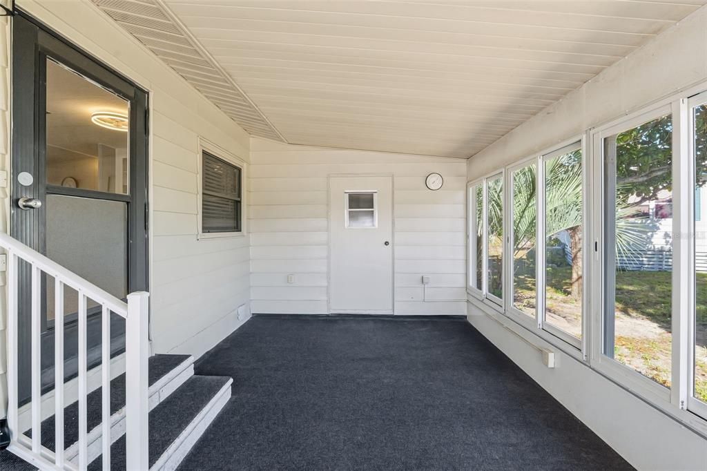 Active With Contract: $168,409 (2 beds, 2 baths, 1152 Square Feet)