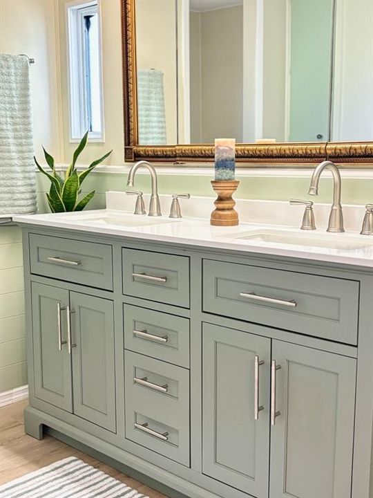 Active With Contract: $168,409 (2 beds, 2 baths, 1152 Square Feet)