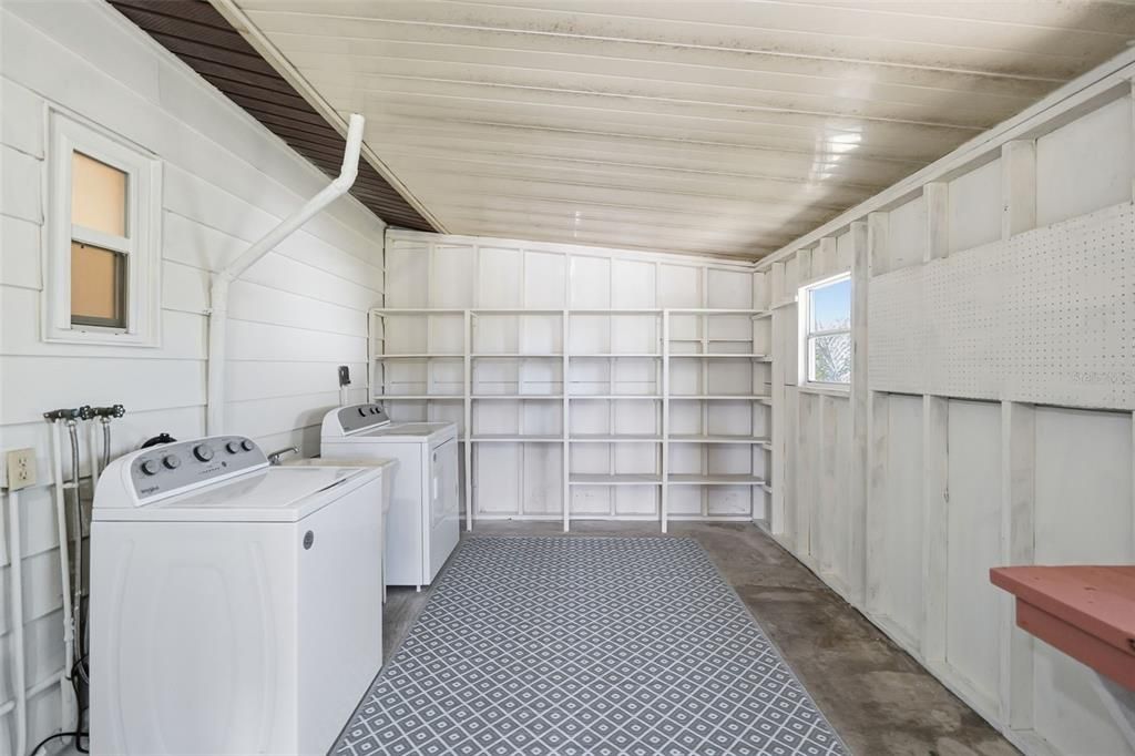 Active With Contract: $168,409 (2 beds, 2 baths, 1152 Square Feet)