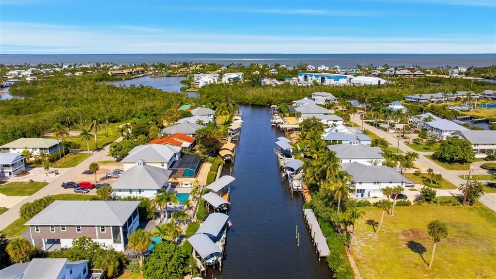 For Sale: $1,250,000 (3 beds, 2 baths, 1680 Square Feet)