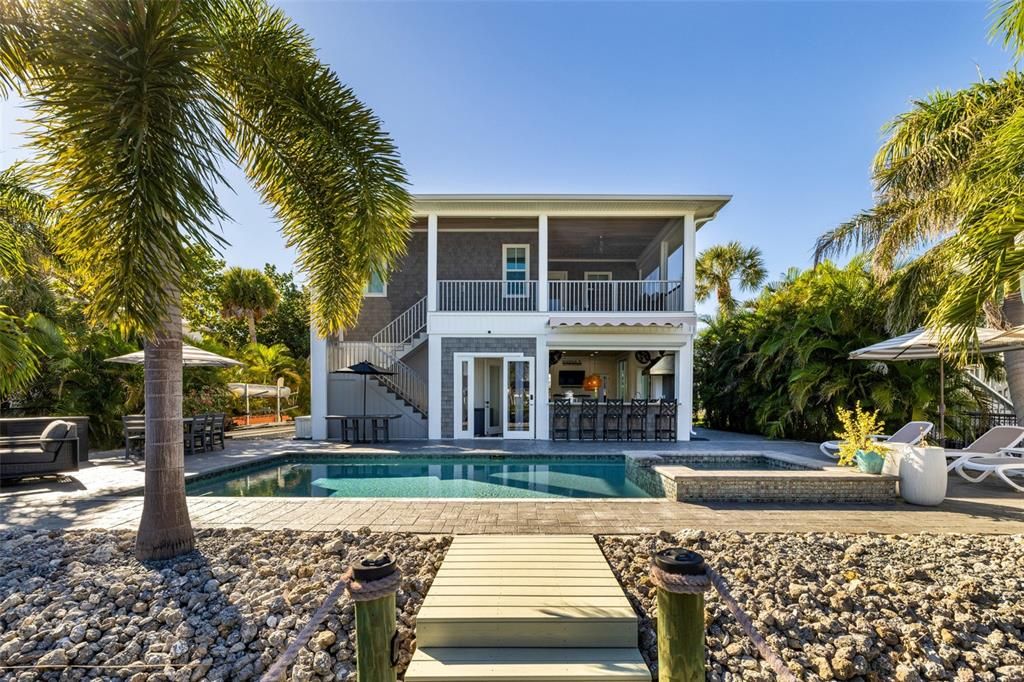 For Sale: $1,250,000 (3 beds, 2 baths, 1680 Square Feet)