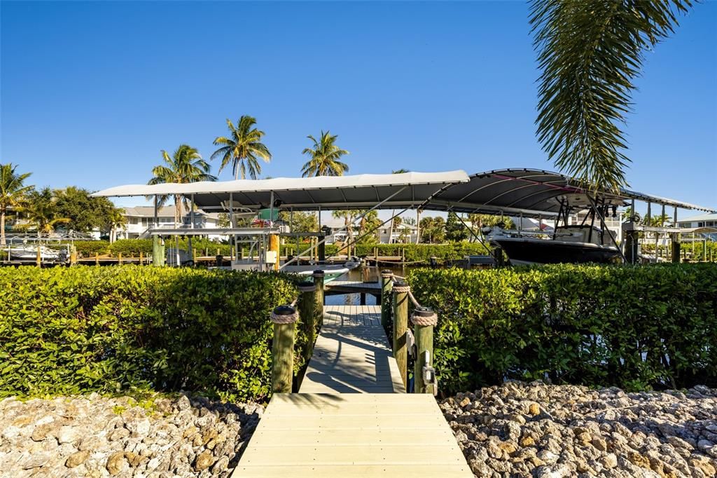 For Sale: $1,250,000 (3 beds, 2 baths, 1680 Square Feet)