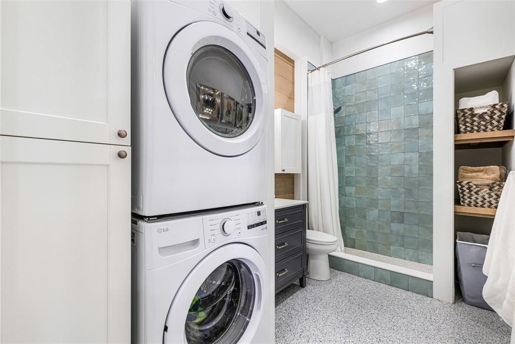 For Sale: $1,250,000 (3 beds, 2 baths, 1680 Square Feet)