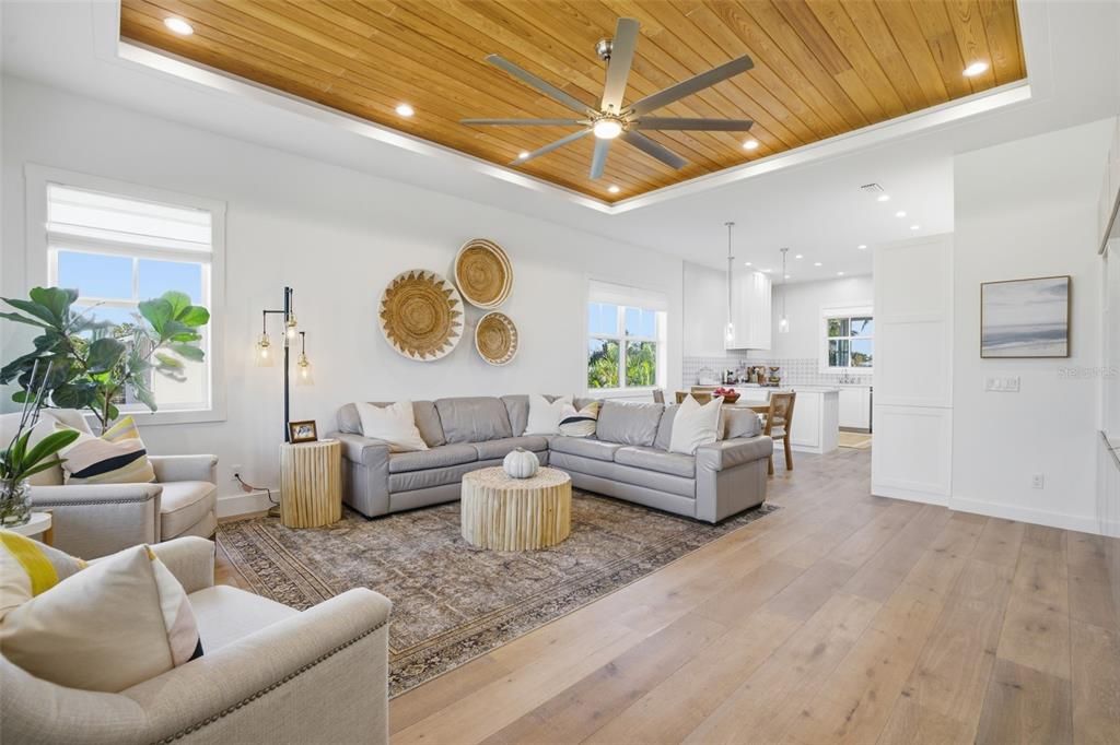 For Sale: $1,250,000 (3 beds, 2 baths, 1680 Square Feet)