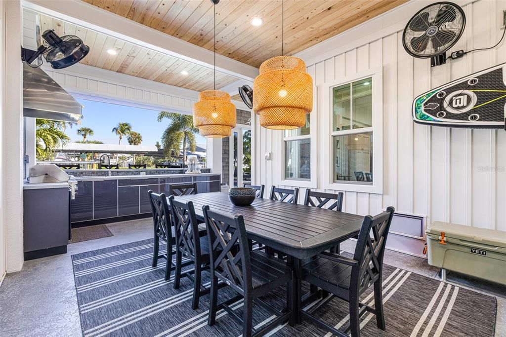 For Sale: $1,250,000 (3 beds, 2 baths, 1680 Square Feet)