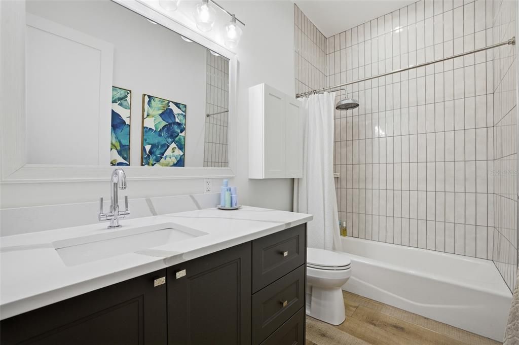 For Sale: $1,250,000 (3 beds, 2 baths, 1680 Square Feet)