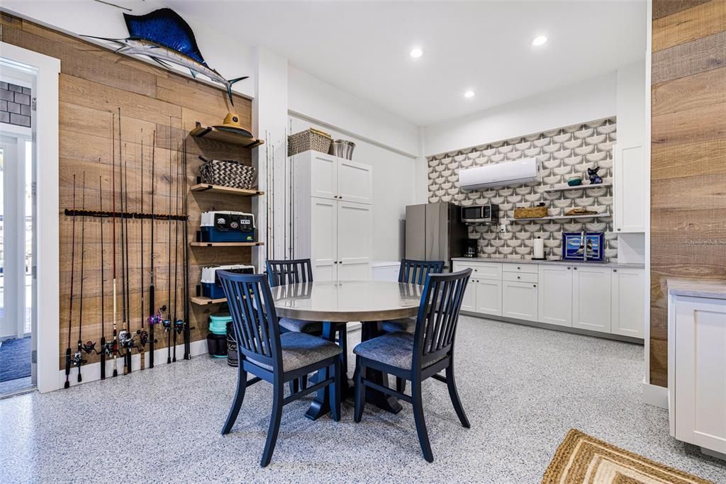 For Sale: $1,250,000 (3 beds, 2 baths, 1680 Square Feet)