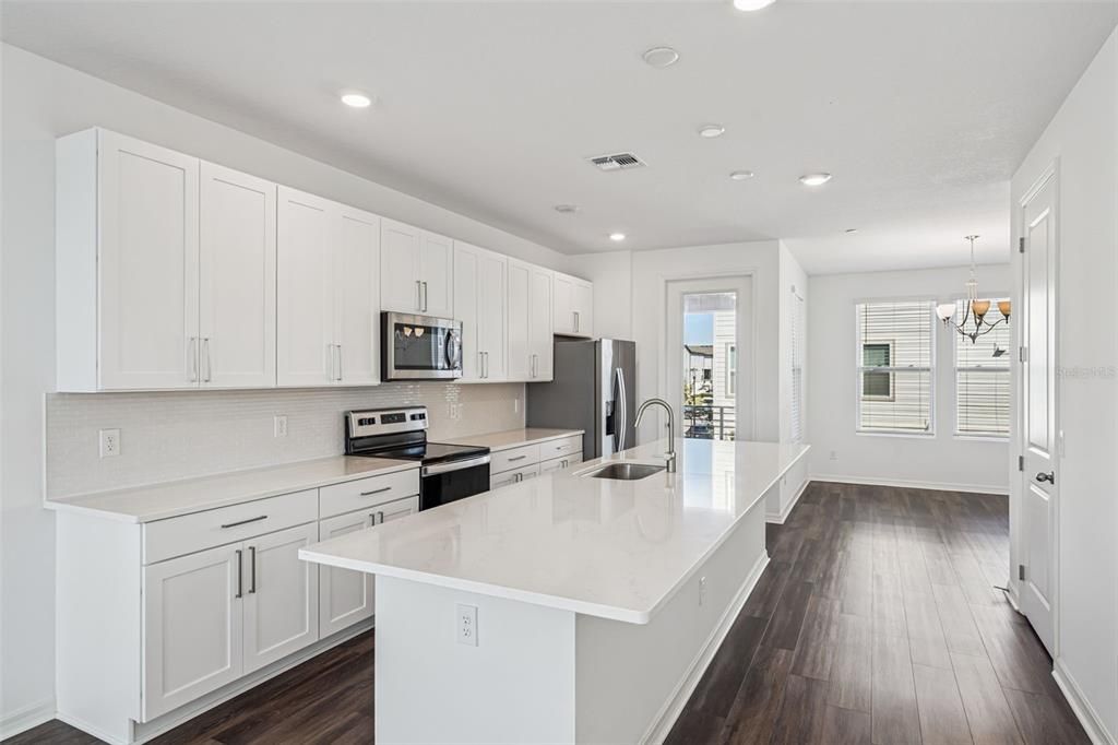 For Rent: $3,200 (3 beds, 3 baths, 2241 Square Feet)