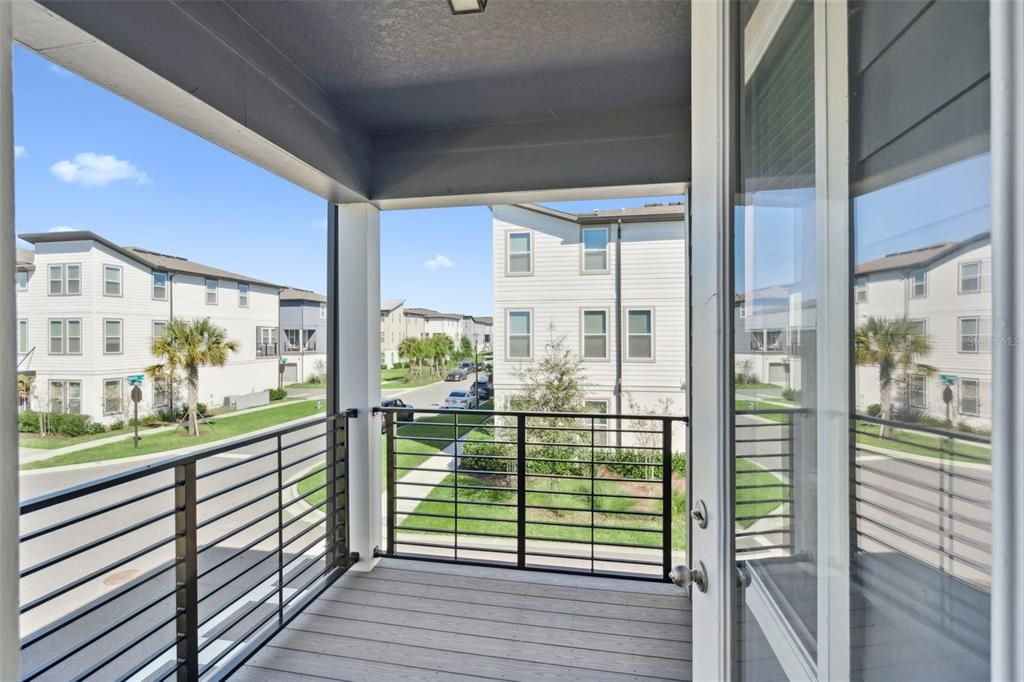 For Rent: $3,200 (3 beds, 3 baths, 2241 Square Feet)