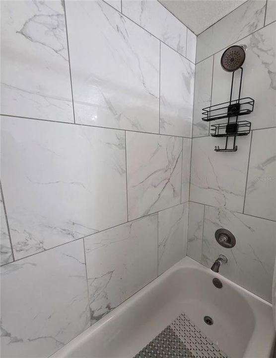 出租: $1,950 (3 贝兹, 2 浴室, 1341 平方英尺)