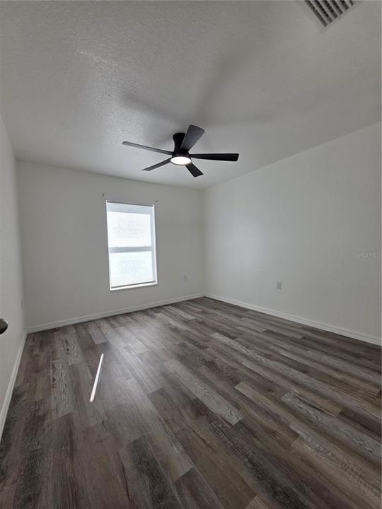 出租: $1,950 (3 贝兹, 2 浴室, 1341 平方英尺)