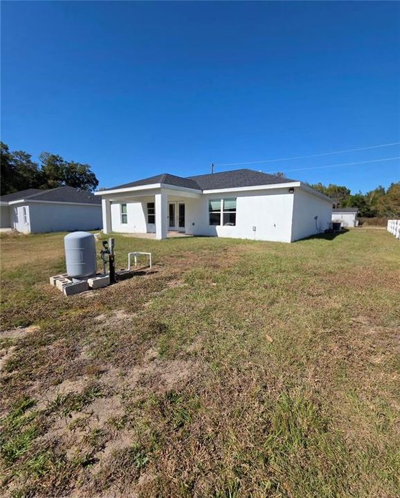 出租: $1,950 (3 贝兹, 2 浴室, 1341 平方英尺)